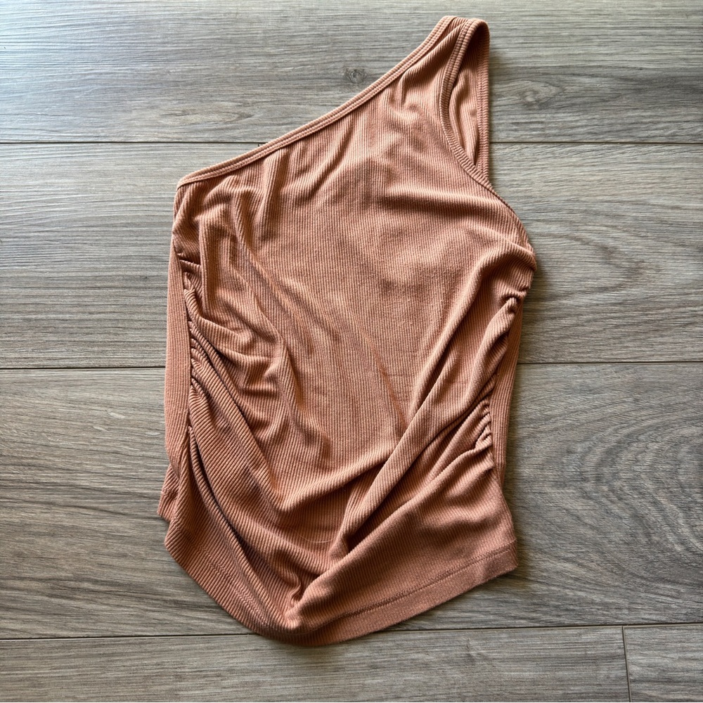 LNA ribbed one shoulder top
